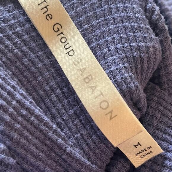 Aritzia The‎ Group Babaton Women's M Shirt Thermal Waffle Knit Mock Neck Casual - Picture 4 of 7
